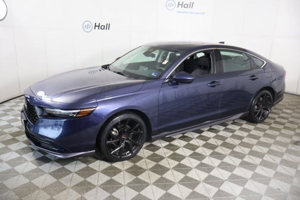 Used 2024 Honda Accord EX Sedan
