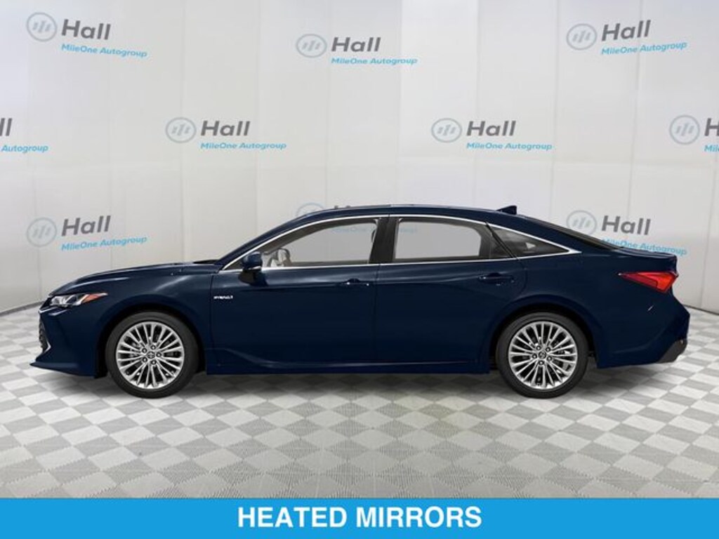 Used 2020 Toyota Avalon Hybrid Limited Sedan
