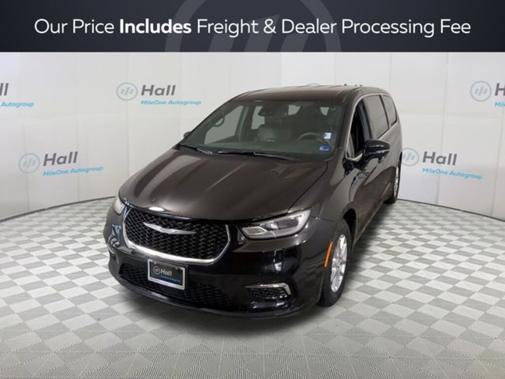 Used 2026 Chrysler Pacifica Select Minivan/Van