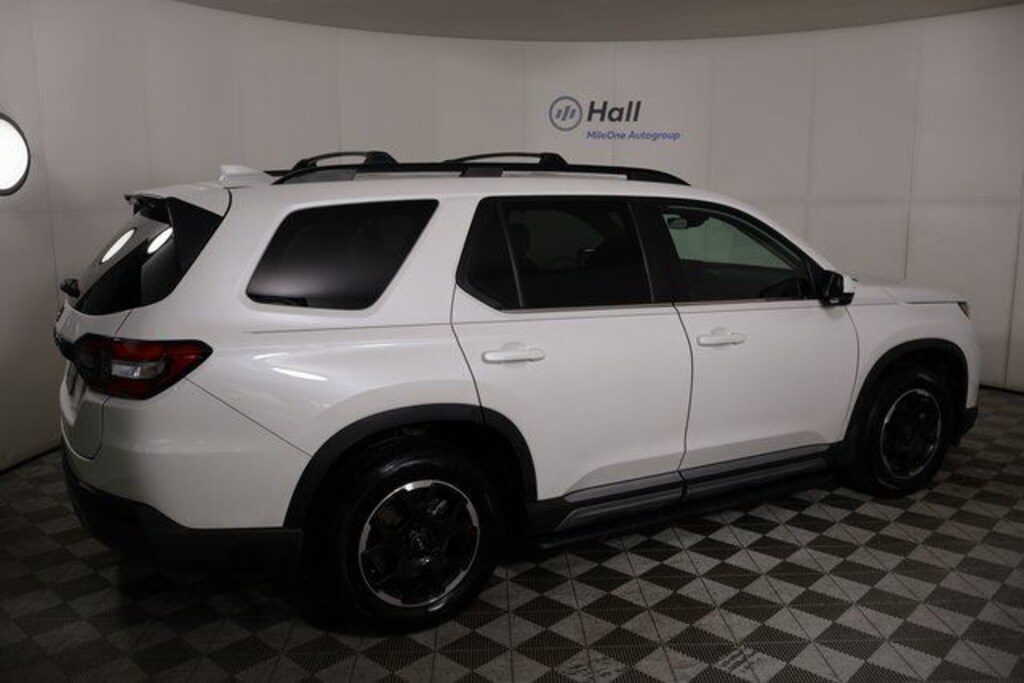 Used 2025 Honda Pilot EX-L SUV