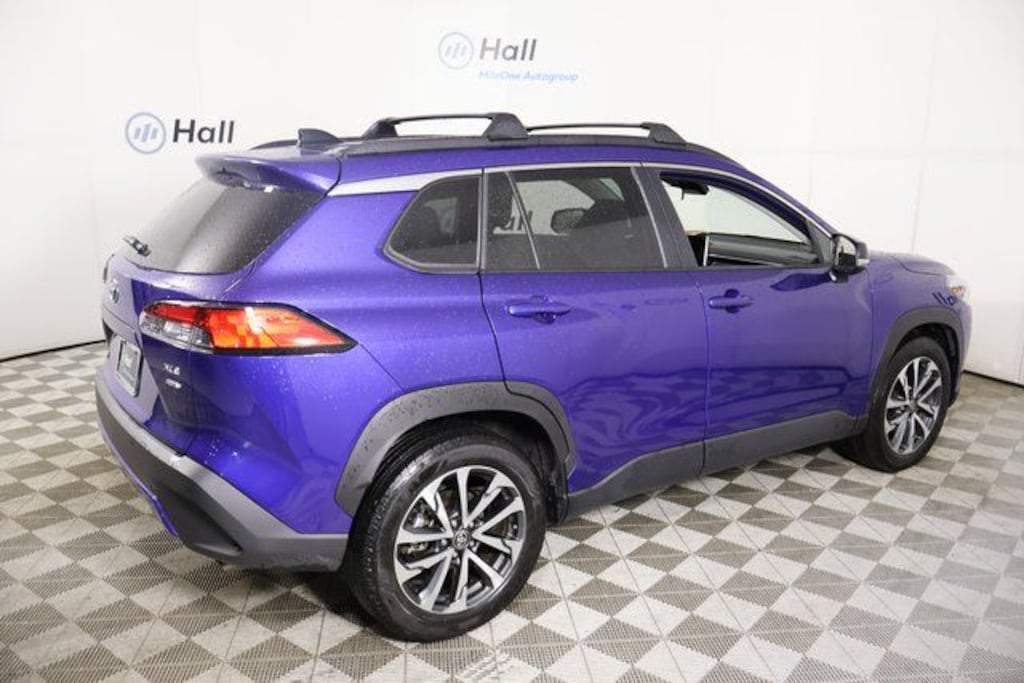 Used 2025 Toyota Corolla Cross XLE SUV