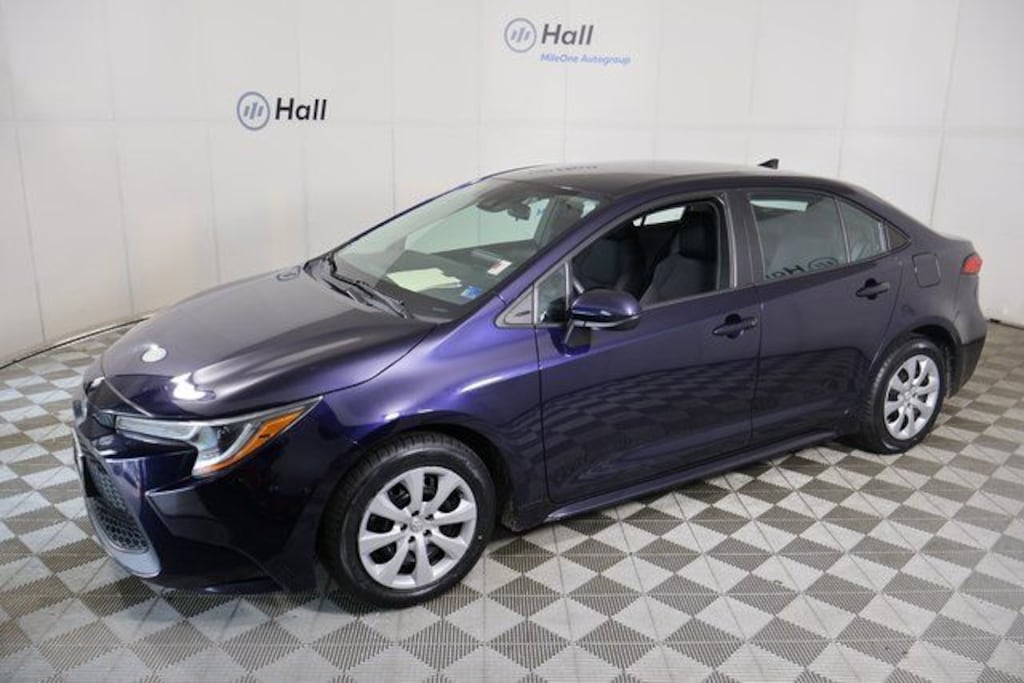Used 2022 Toyota Corolla LE Sedan
