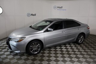 2016 Toyota Camry XLE Sedan