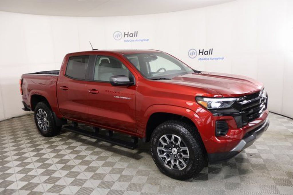 Used 2025 Chevrolet Colorado Z71 Truck