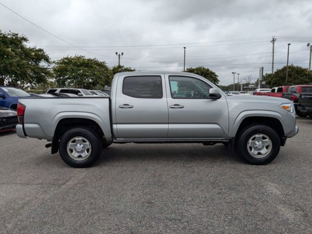 Used 2022 Toyota Tacoma SR Truck