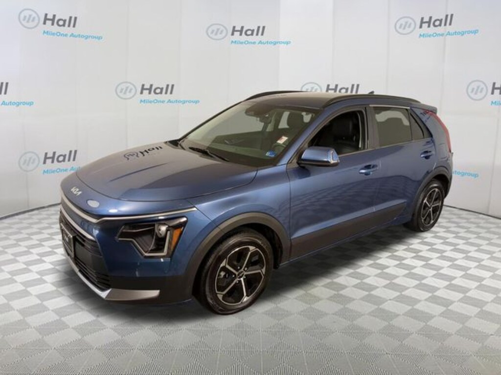Used 2023 Kia Niro EX SUV
