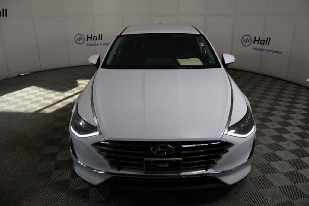 Used 2023 Hyundai Sonata SE Sedan