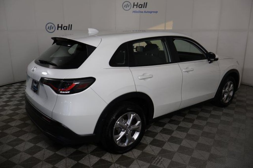 Used 2025 Honda HR-V LX SUV