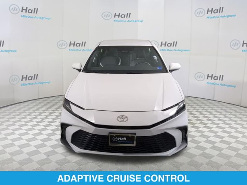 Used 2025 Toyota Camry SE Sedan