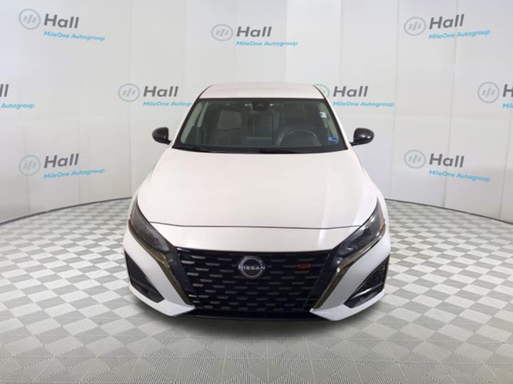 Used 2024 Nissan Altima 2.5 SR Sedan