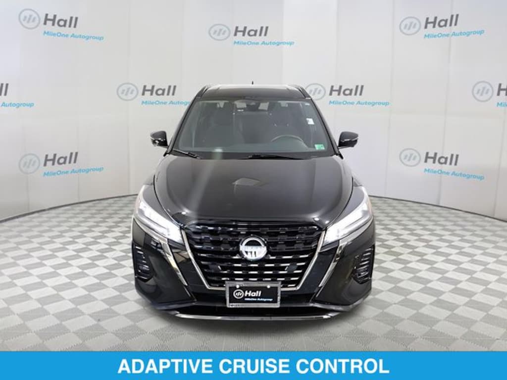 Used 2024 Nissan Kicks SR SUV