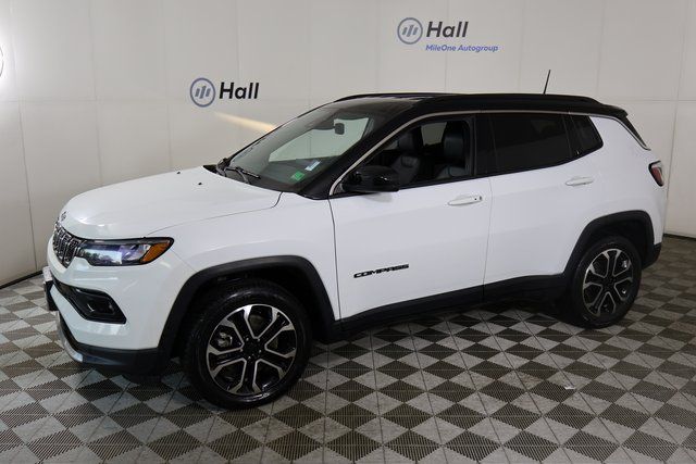 2023 Jeep Compass Limited 4X4's photo