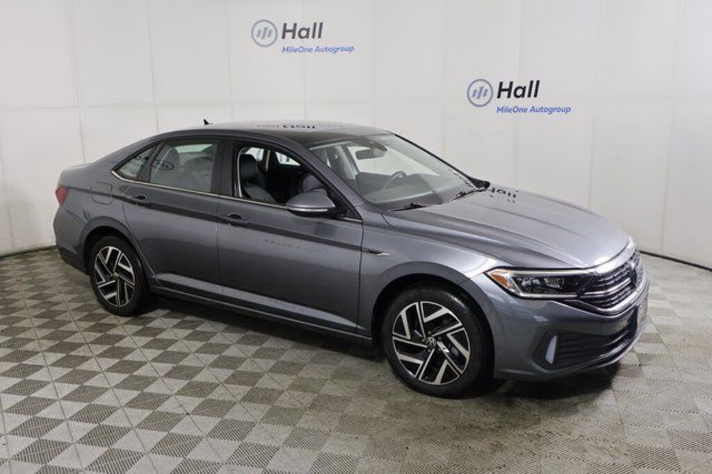 Used 2024 Volkswagen Jetta 1.5T SEL Sedan