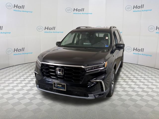2025 Honda Pilot Elite AWD's photo