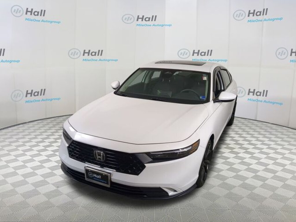 Used 2024 Honda Accord EX Sedan