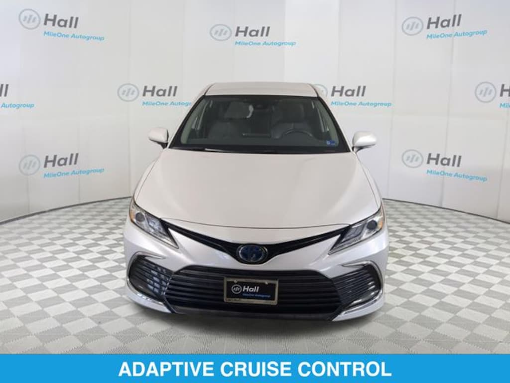 Used 2024 Toyota Camry Hybrid XLE Sedan