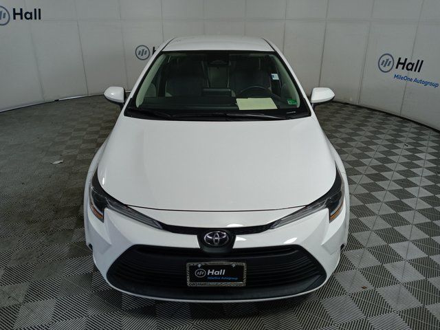 Used 2023 Toyota Corolla LE with VIN 5YFB4MDE9PP023593 for sale in Northfield, Minnesota