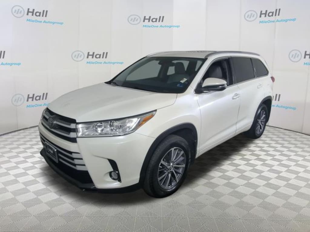 Used 2018 Toyota Highlander XLE SUV