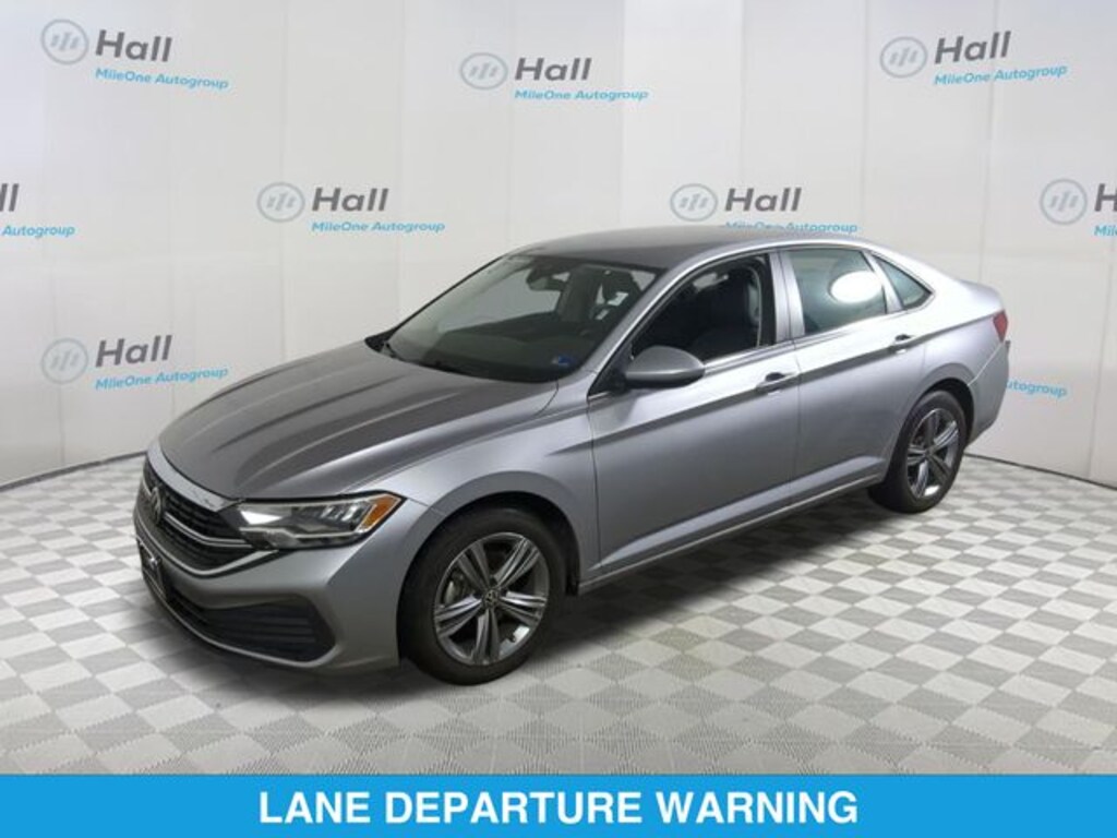 Used 2024 Volkswagen Jetta 1.5T SE Sedan