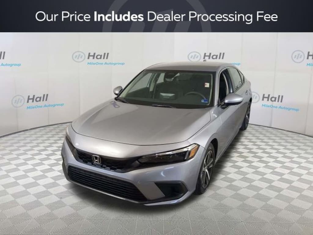 Used 2024 Honda Civic LX Hatchback