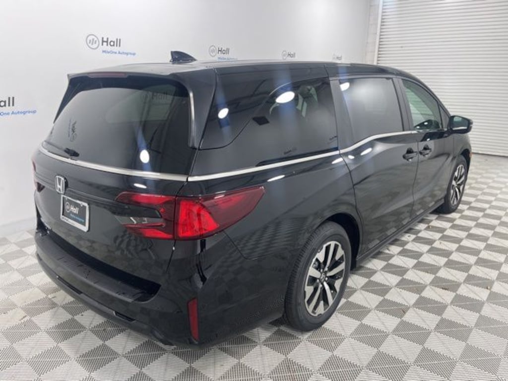 New 2026 Honda Odyssey EX-L Van Passenger