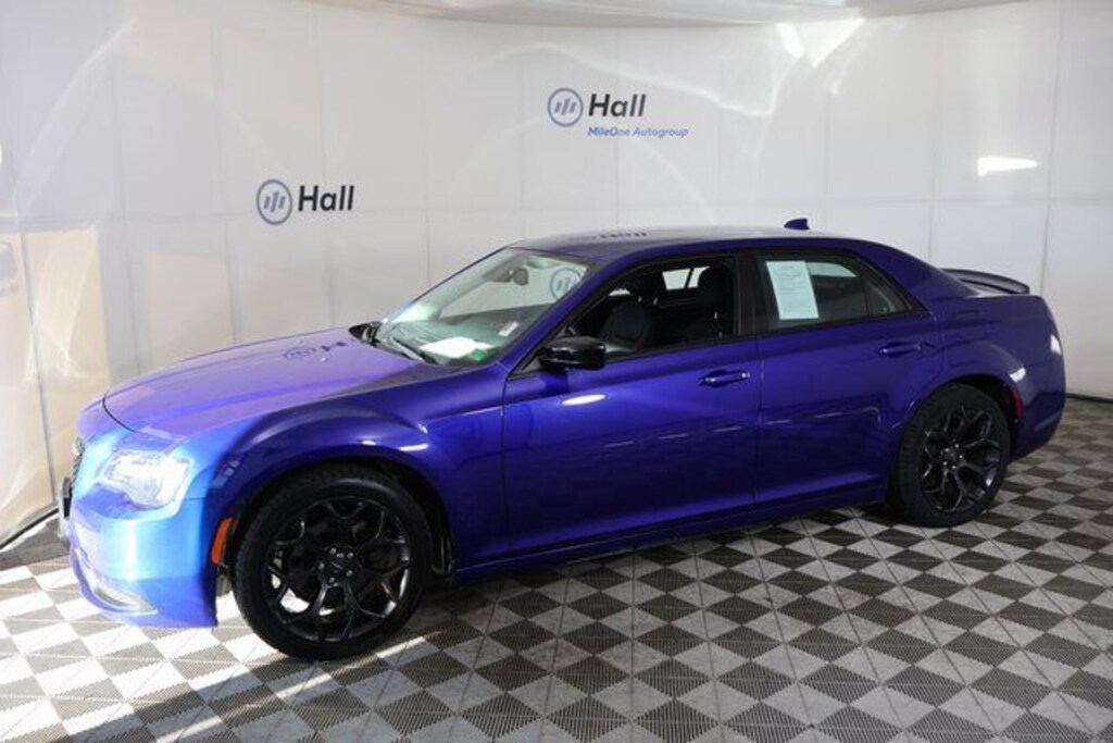 Used 2019 Chrysler 300 Touring Sedan