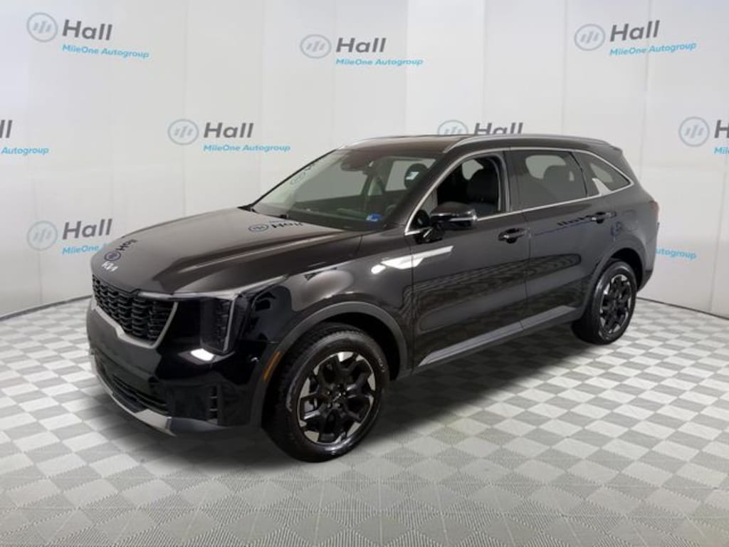 Used 2025 Kia Sorento S SUV