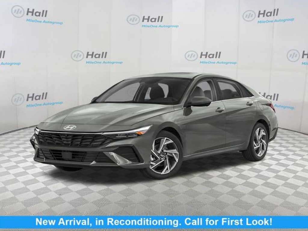 Used 2024 Hyundai Elantra Limited Sedan