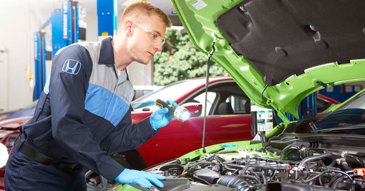 Honda_Service_UnderTheHood_2_1200x628.jpg