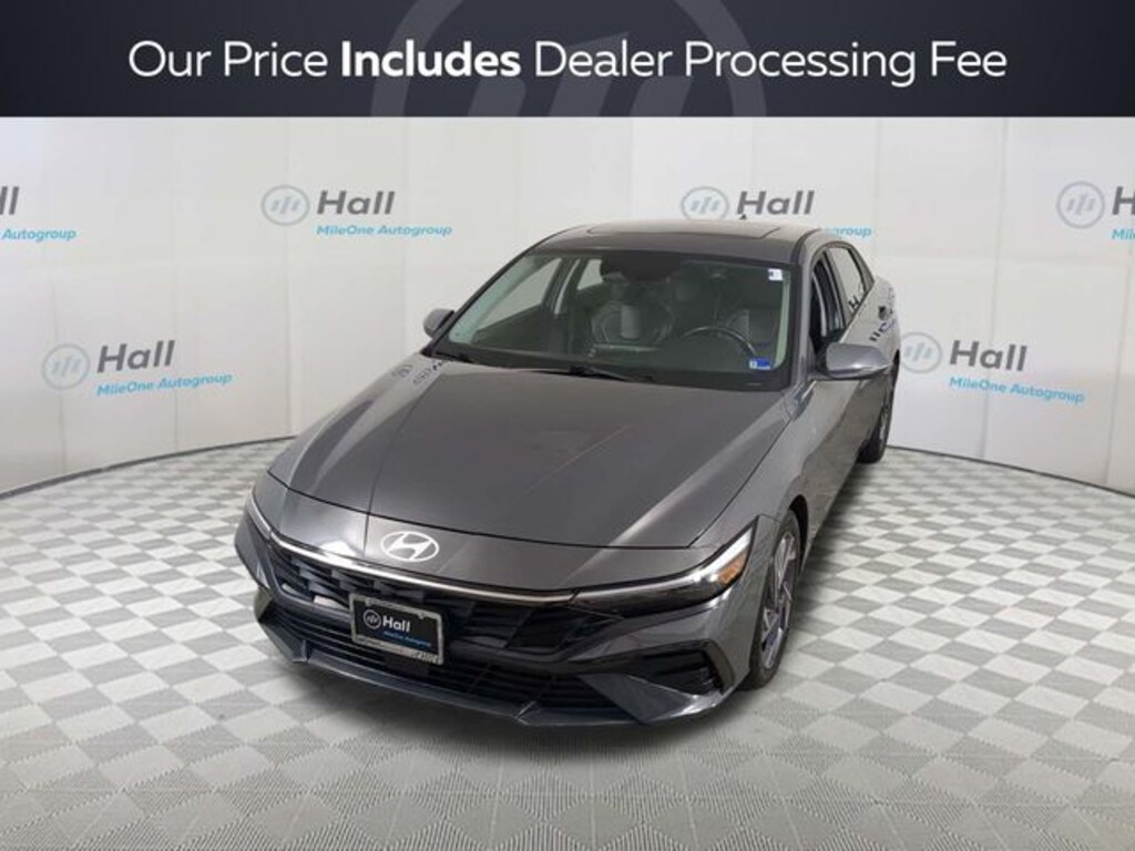 Used 2025 Hyundai Elantra Limited Sedan