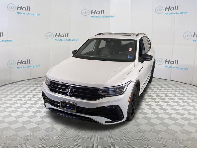 2022 Volkswagen Tiguan 2.0T SE R-Line Black 4Motion's photo