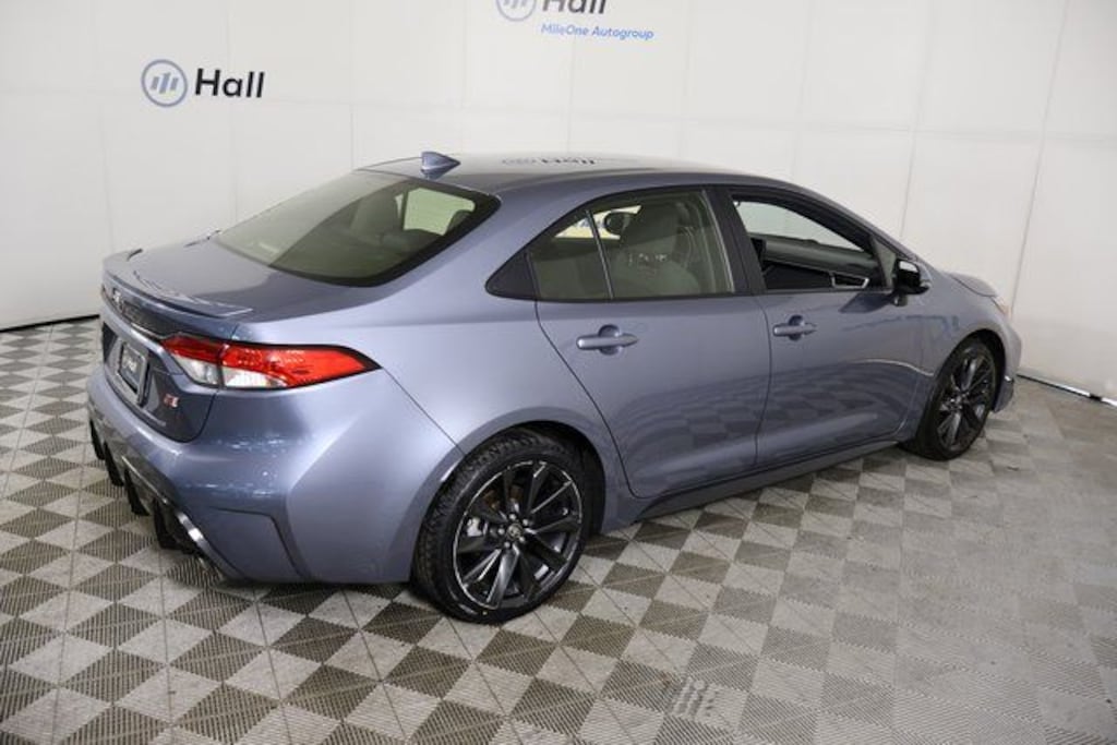 Used 2024 Toyota Corolla SE Sedan