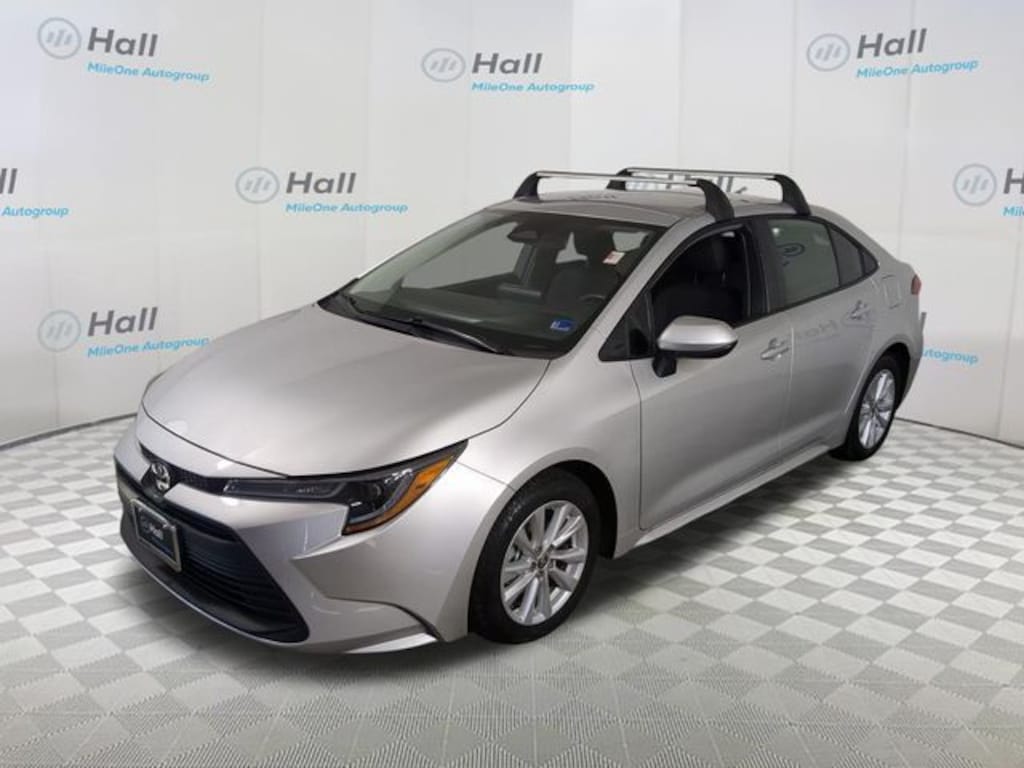 Used 2025 Toyota Corolla LE Sedan