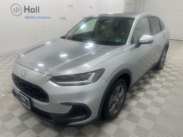 2026 Honda HR-V LX's photo