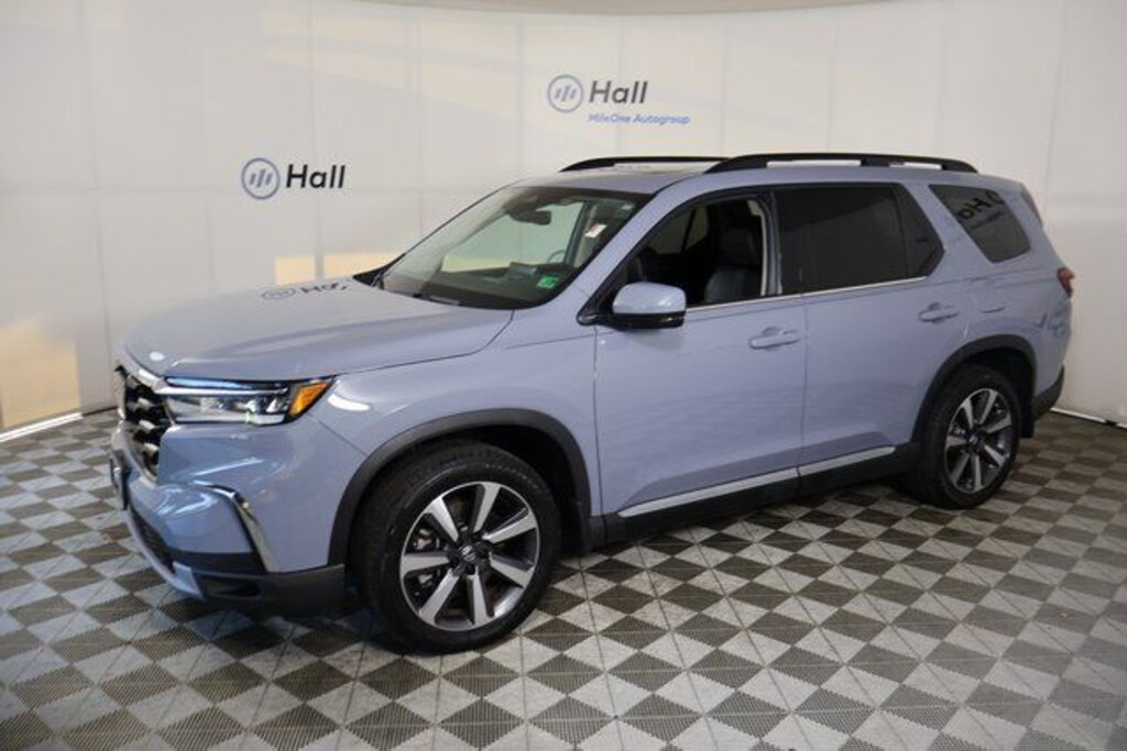 Used 2024 Honda Pilot Touring SUV