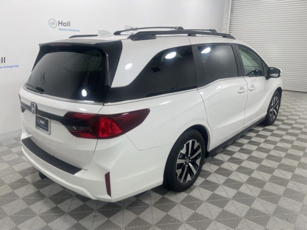 New 2026 Honda Odyssey EX-L Van Passenger