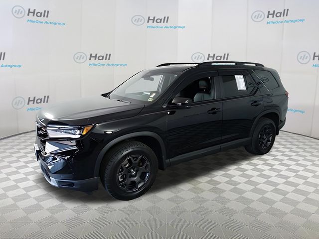 2023 Honda Pilot TrailSport AWD's photo