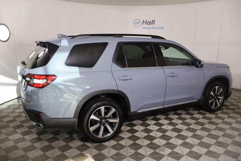 Used 2024 Honda Pilot Touring SUV