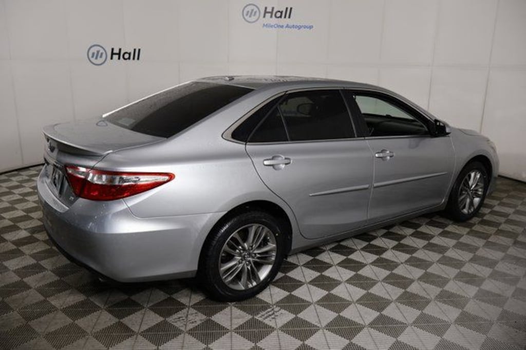Used 2016 Toyota Camry XLE Sedan