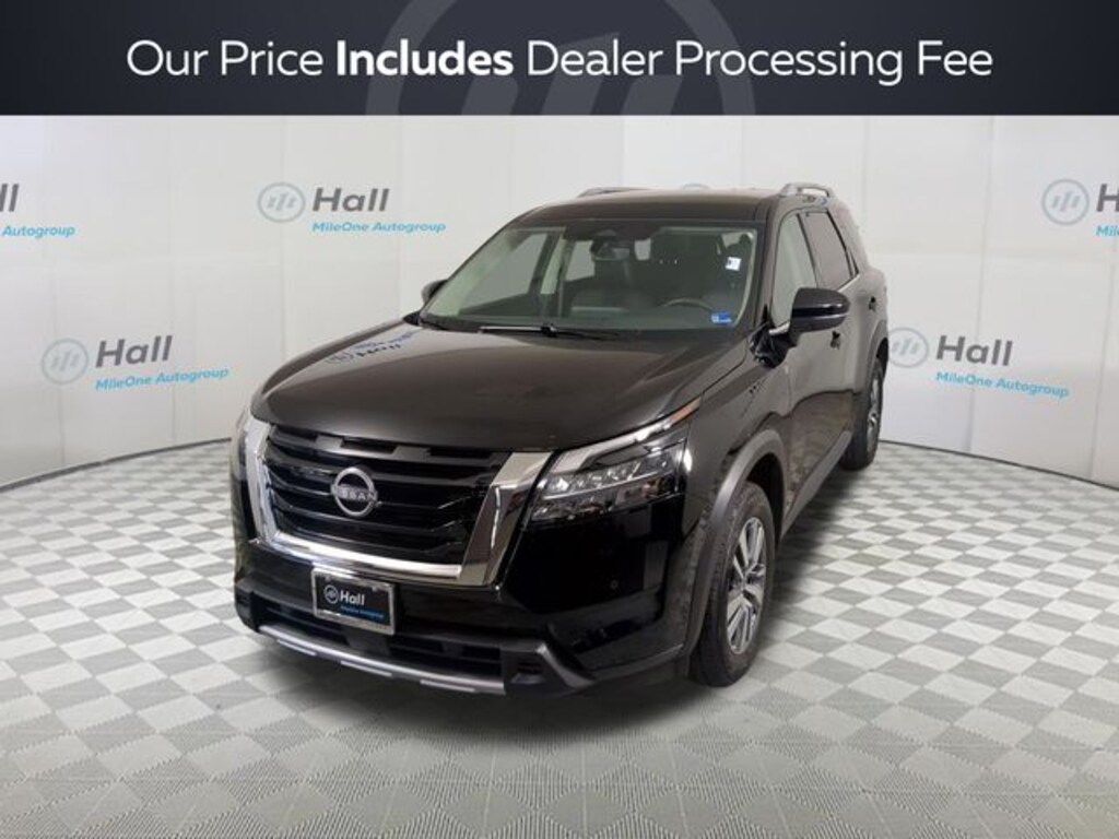 Used 2025 Nissan Pathfinder SL SUV