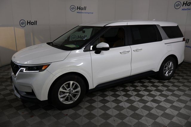 2024 Kia Carnival LX Seat Pkg's photo