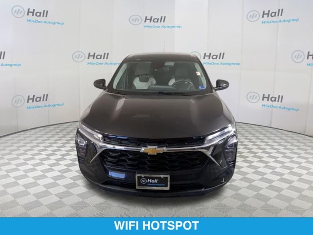 Used 2024 Chevrolet Trax LS SUV