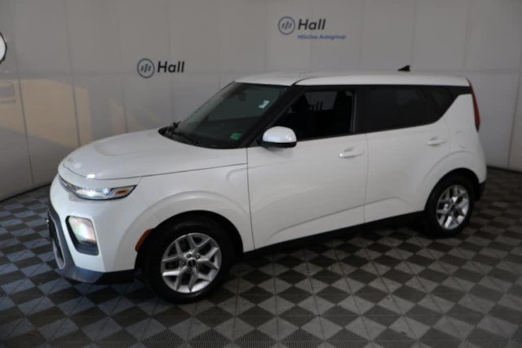 Used 2022 Kia Soul LX Hatchback