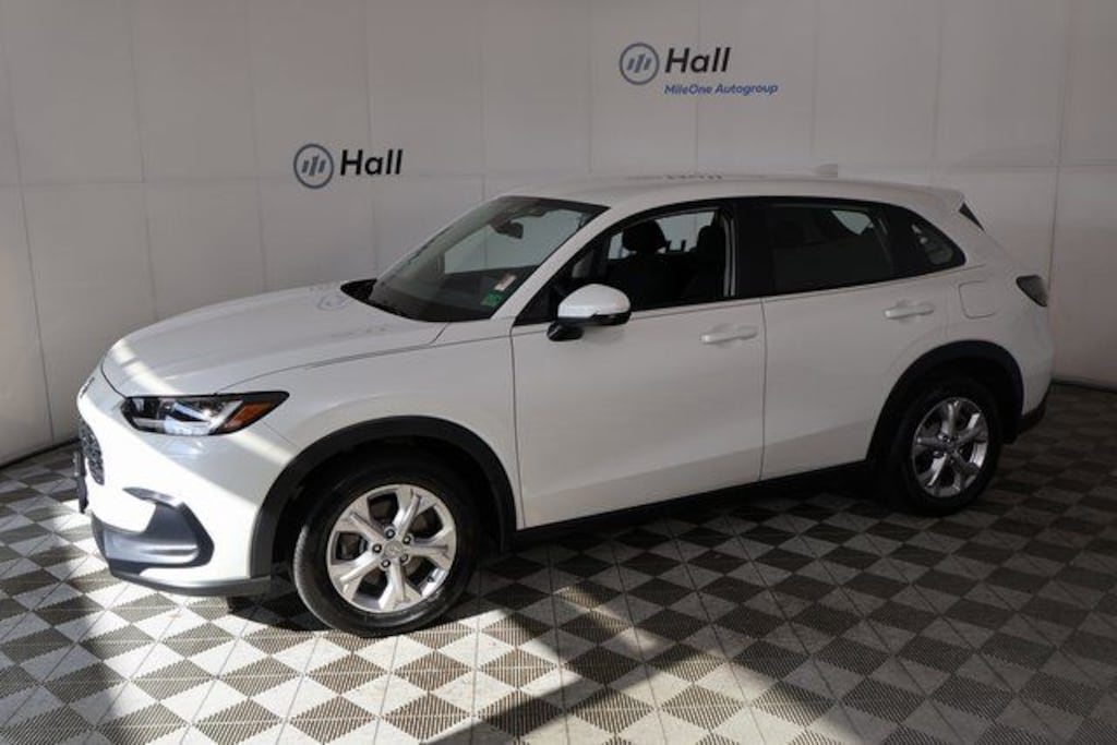 Used 2025 Honda HR-V LX SUV