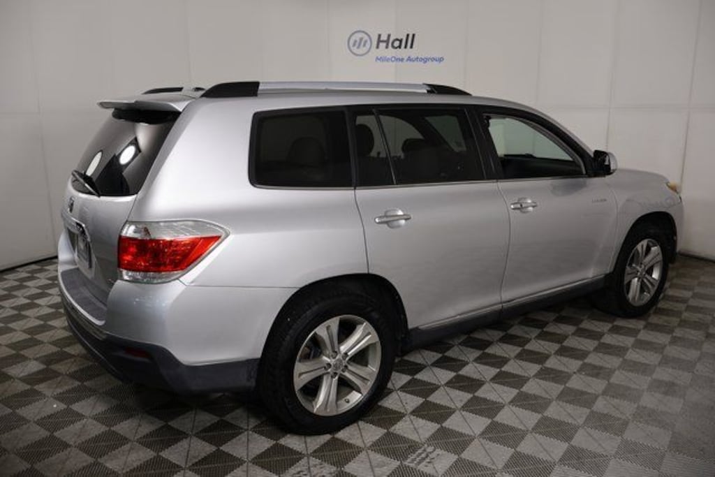 Used 2012 Toyota Highlander Limited SUV