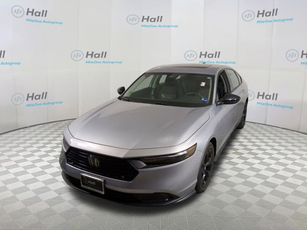 Used 2025 Honda Accord SE Sedan