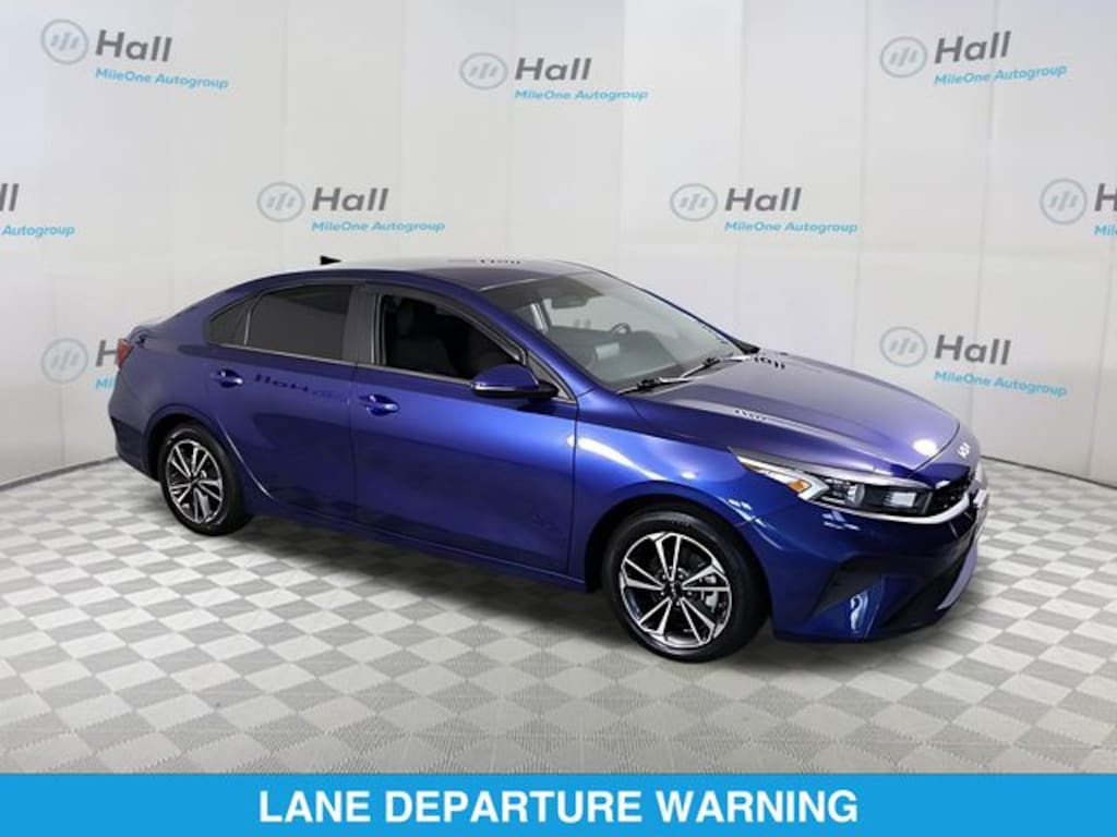 Used 2023 Kia Forte LXS Sedan