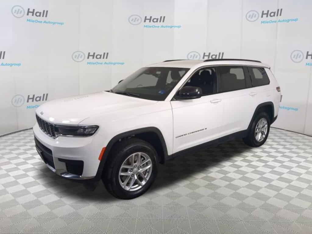 Used 2024 Jeep Grand Cherokee L Laredo SUV