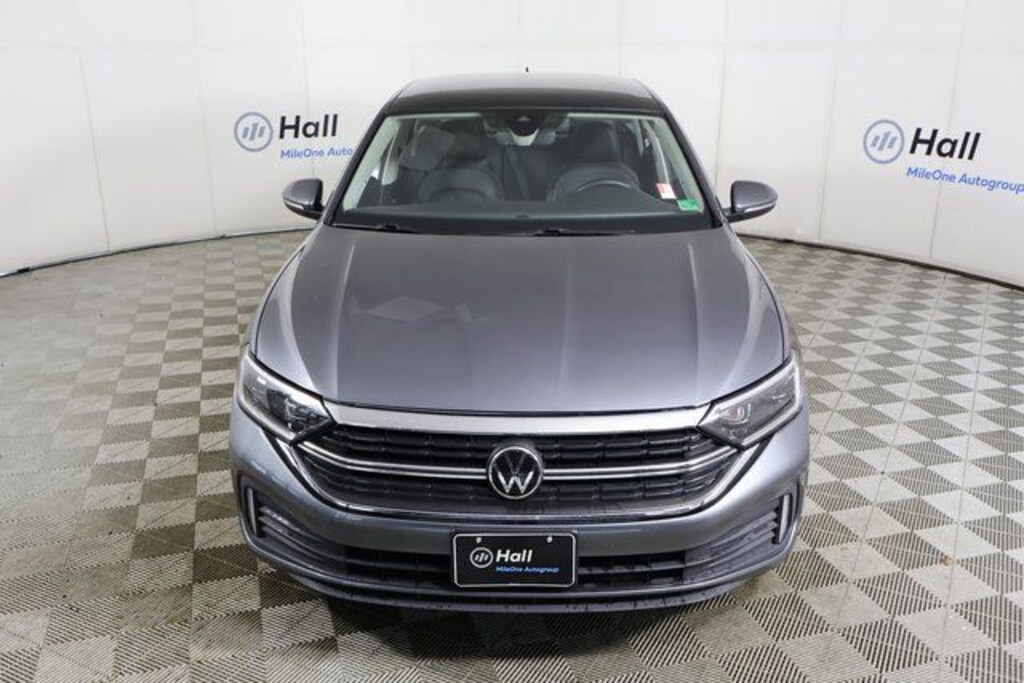 Used 2024 Volkswagen Jetta 1.5T SEL Sedan
