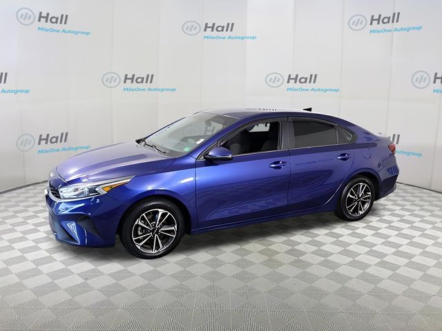 2023 Kia Forte LXS AT's photo
